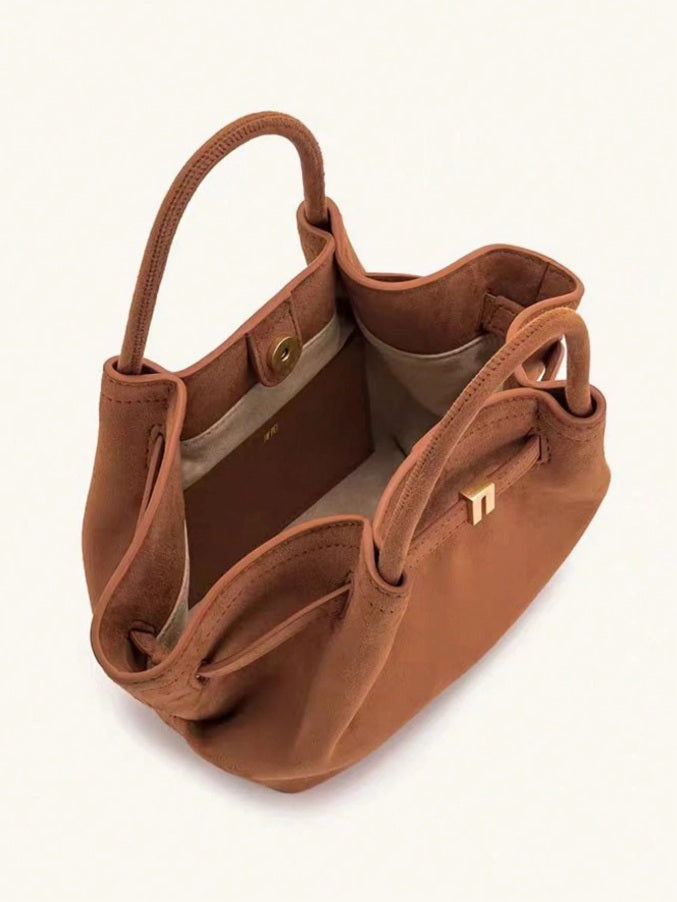 The Capricence cinnamon bag