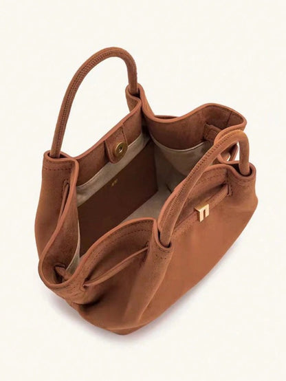 The Capricence cinnamon bag