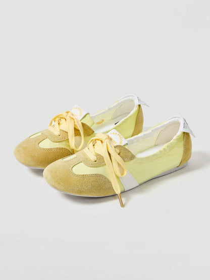 Louise Perrier Infantier sneaker pastel yellow
